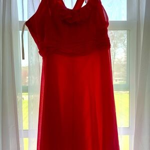 Coral chiffon dress great for Spring/Summer parties and weddings.